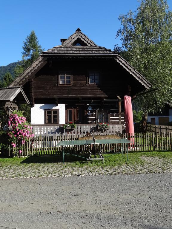 Holzblockhaeuser Fam. Schabus Гермагор Екстер'єр фото