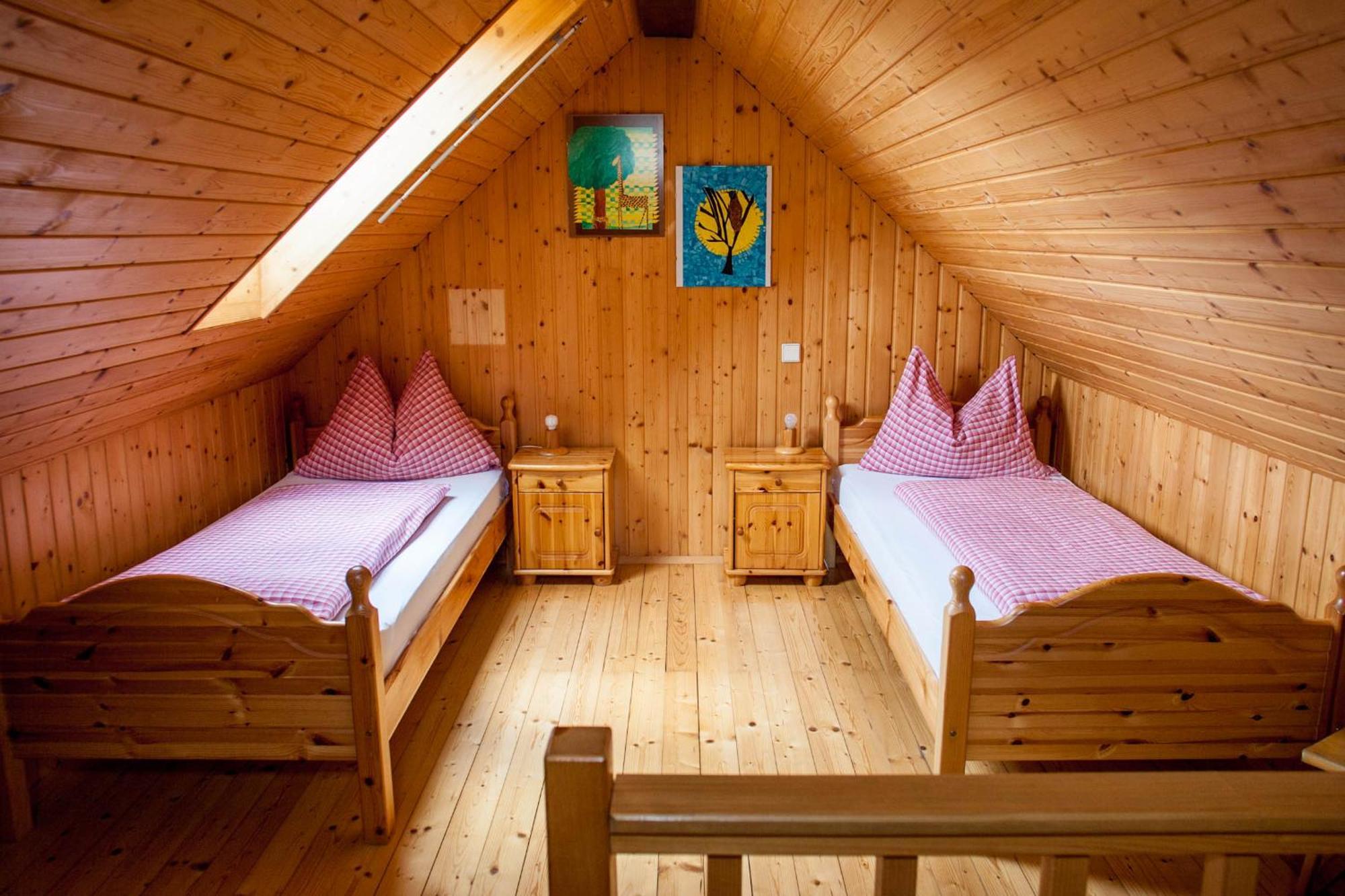 Holzblockhaeuser Fam. Schabus Гермагор Екстер'єр фото